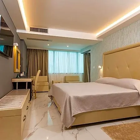 Hotel Grand Park 4*